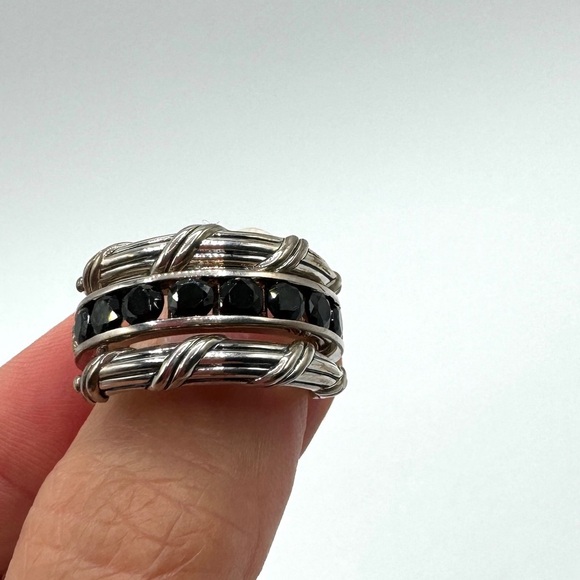 PETER THOMAS ROTH White Topaz,Black Spinel
Reversible Ring in Sterling Silver - Picture 7 of 11